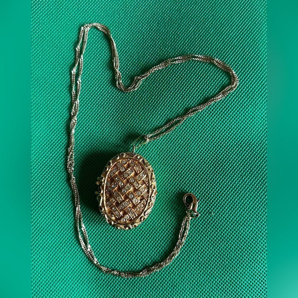 Mary Chess Uranium Glass? Vintage Parfum Gold Diamond Pendant with chain